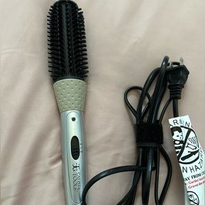 CALISTA heated hair styling brush